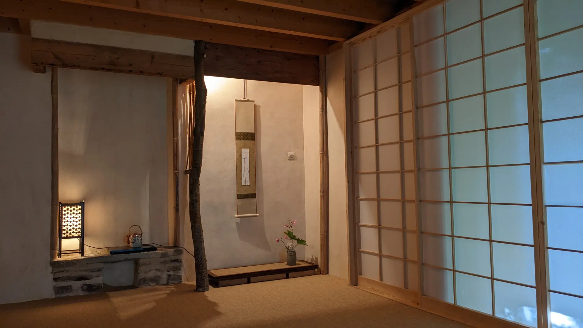 l'intérieur du pavillon de thé