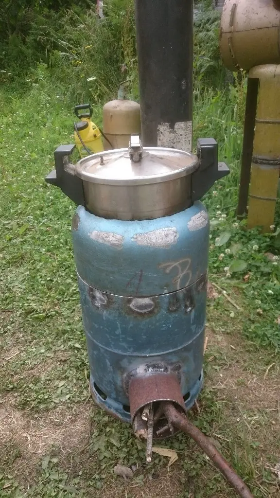 Rocket stove