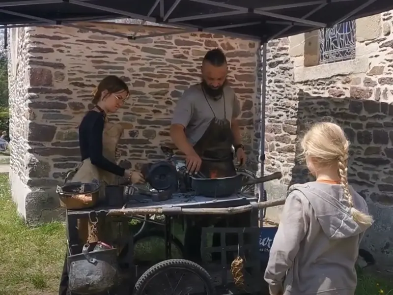 initiation_atelier_forge_couteau_bijou_Tréhorenteuc