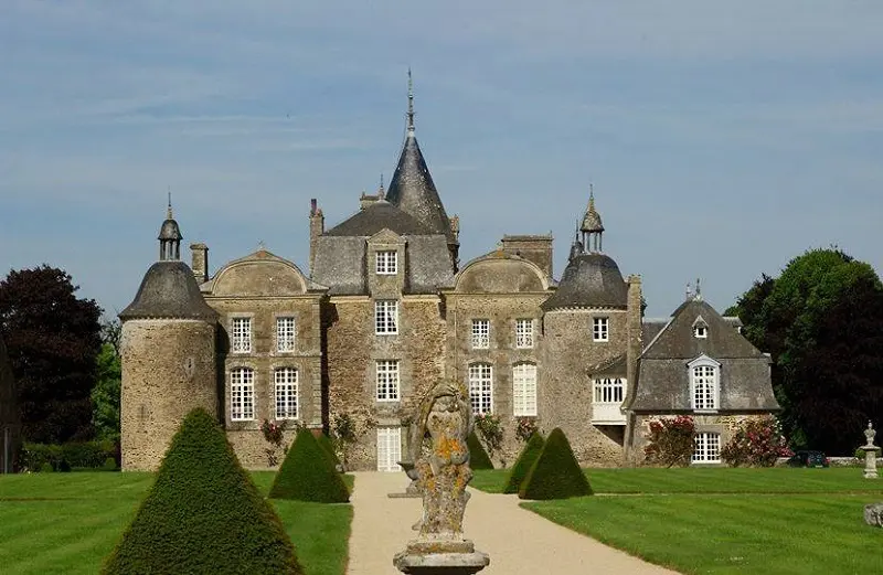 chateau Bourbansais