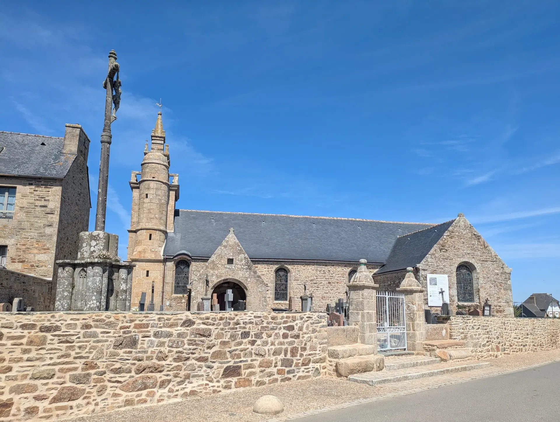 église Coatréven ©OT CGR (1)