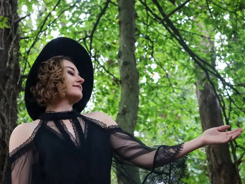 balade-contée_Valdesombres_Samonios_Cie-Satimbranques_Tréhorenteuc_Brocéliande