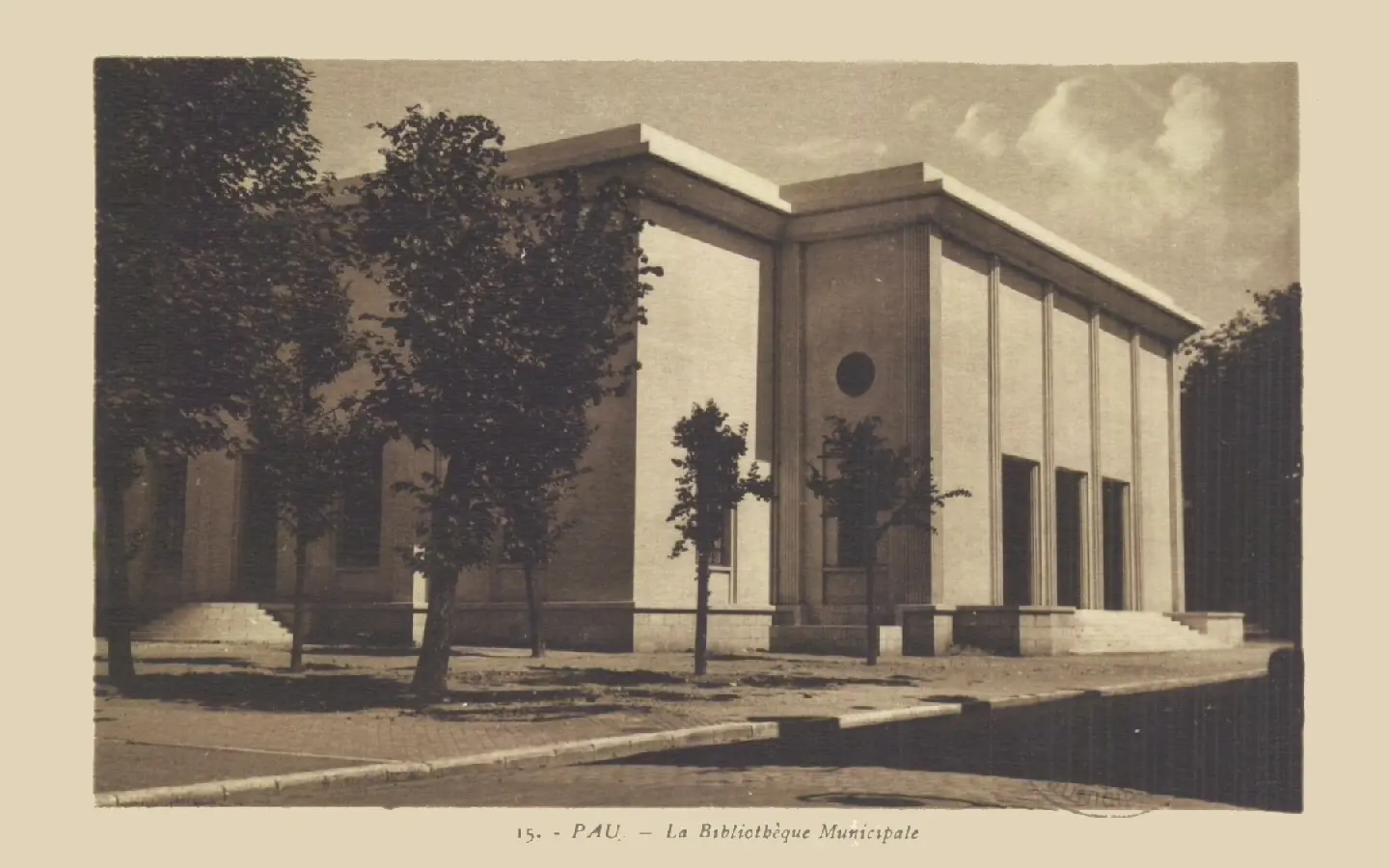 visite_bibliotheque_annees20_30