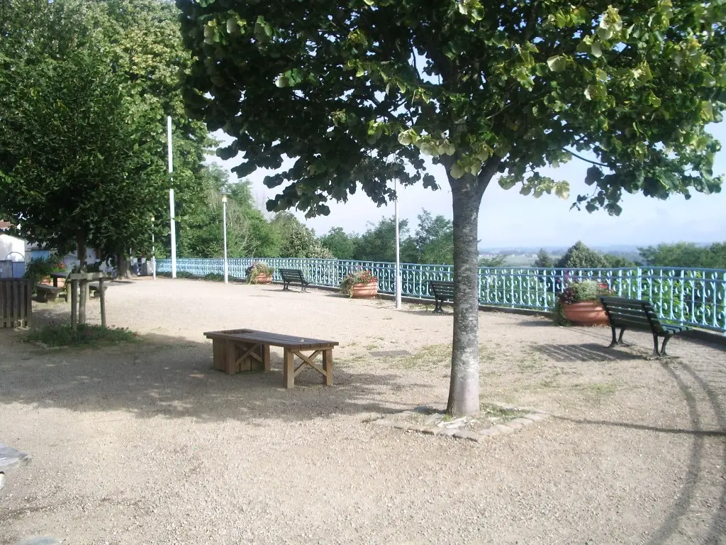 Place François Dupaya - Bastide de Montfort en Chalosse