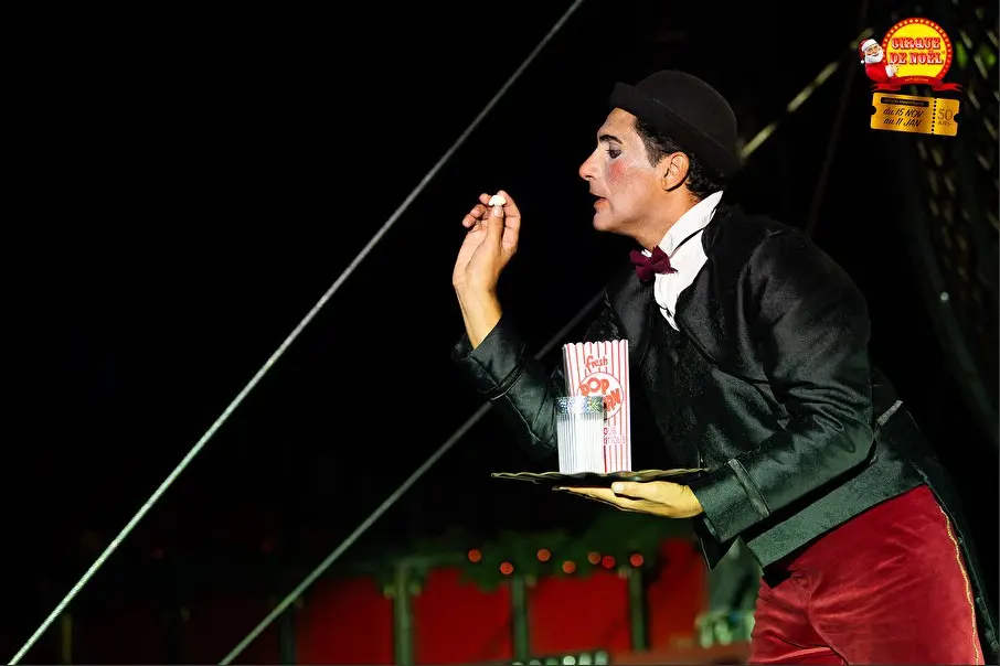Cirque de Noël 2025 - Pau - lancer de pop corn