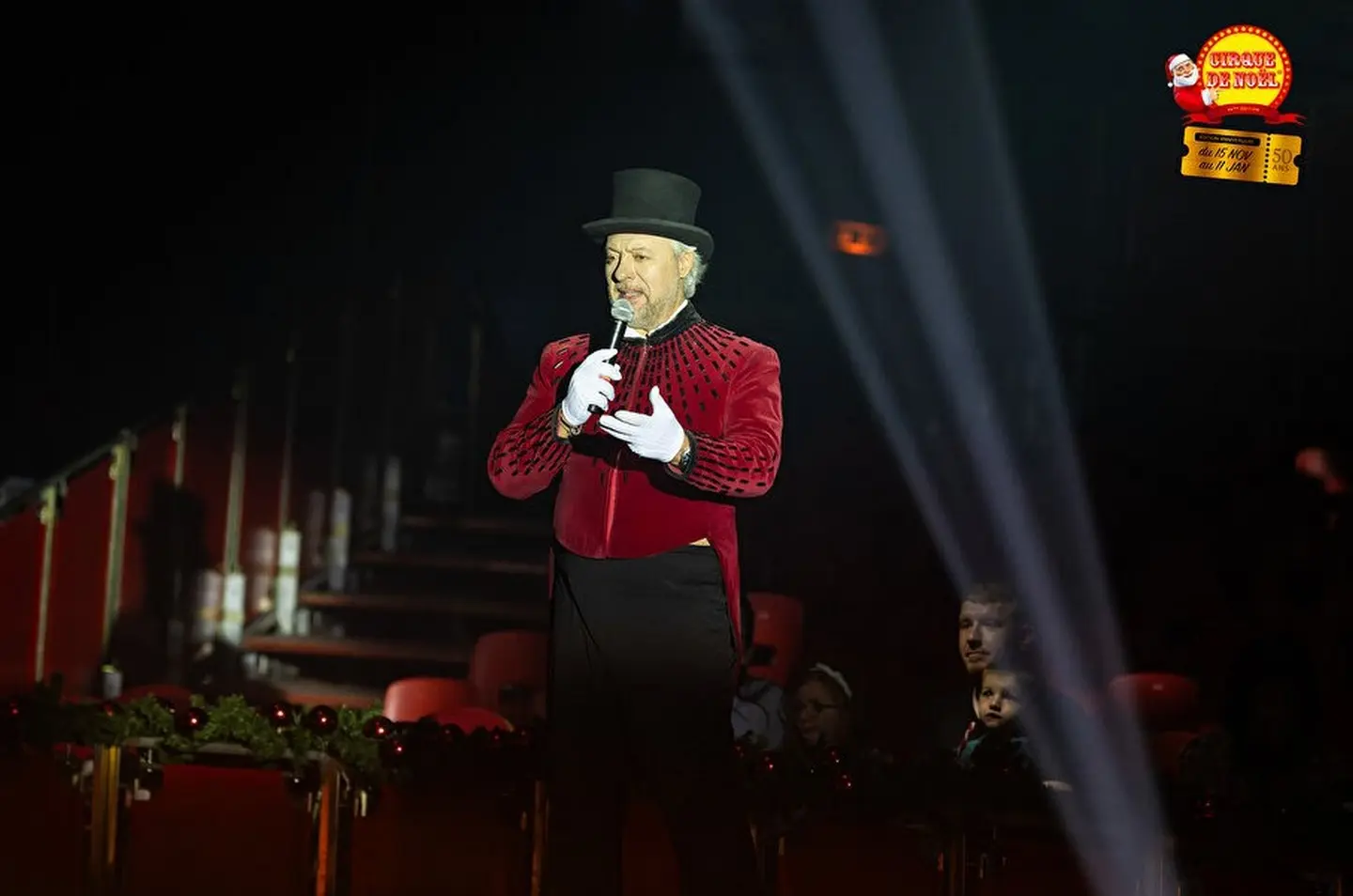 Cirque de Noël 2025 - Pau - Monsieur Loyal présentation