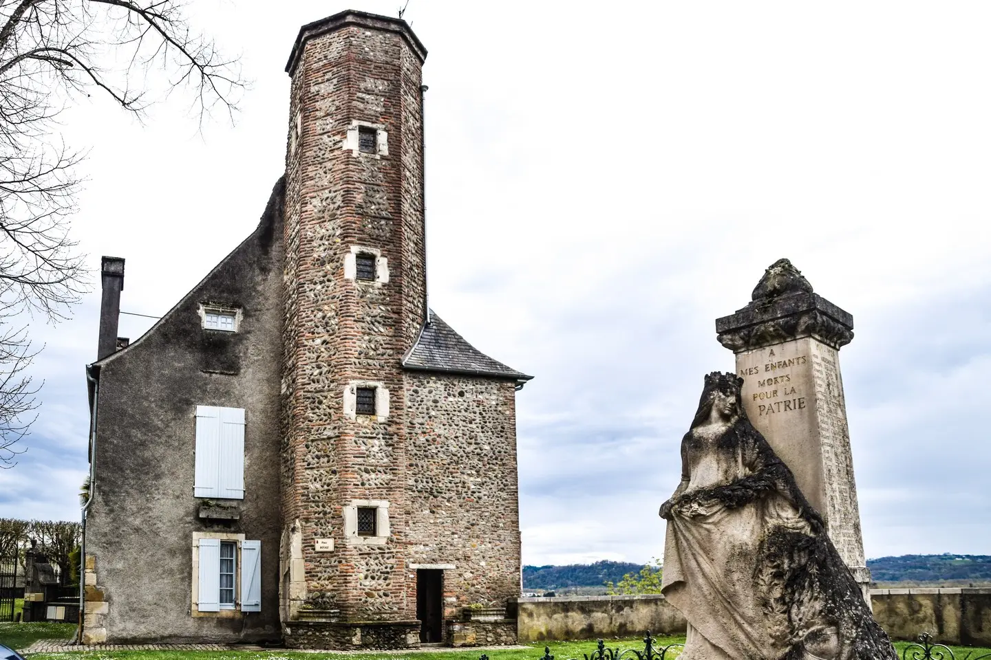 lescar, cité nature - Tour du Presbytère