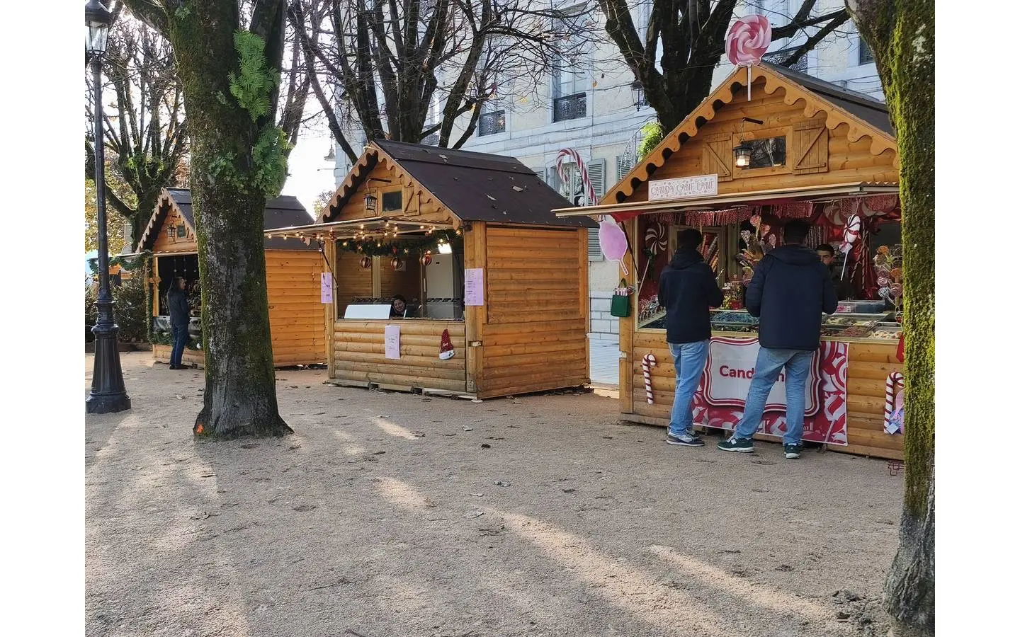 Marché de Noël Sud de la Place Royale