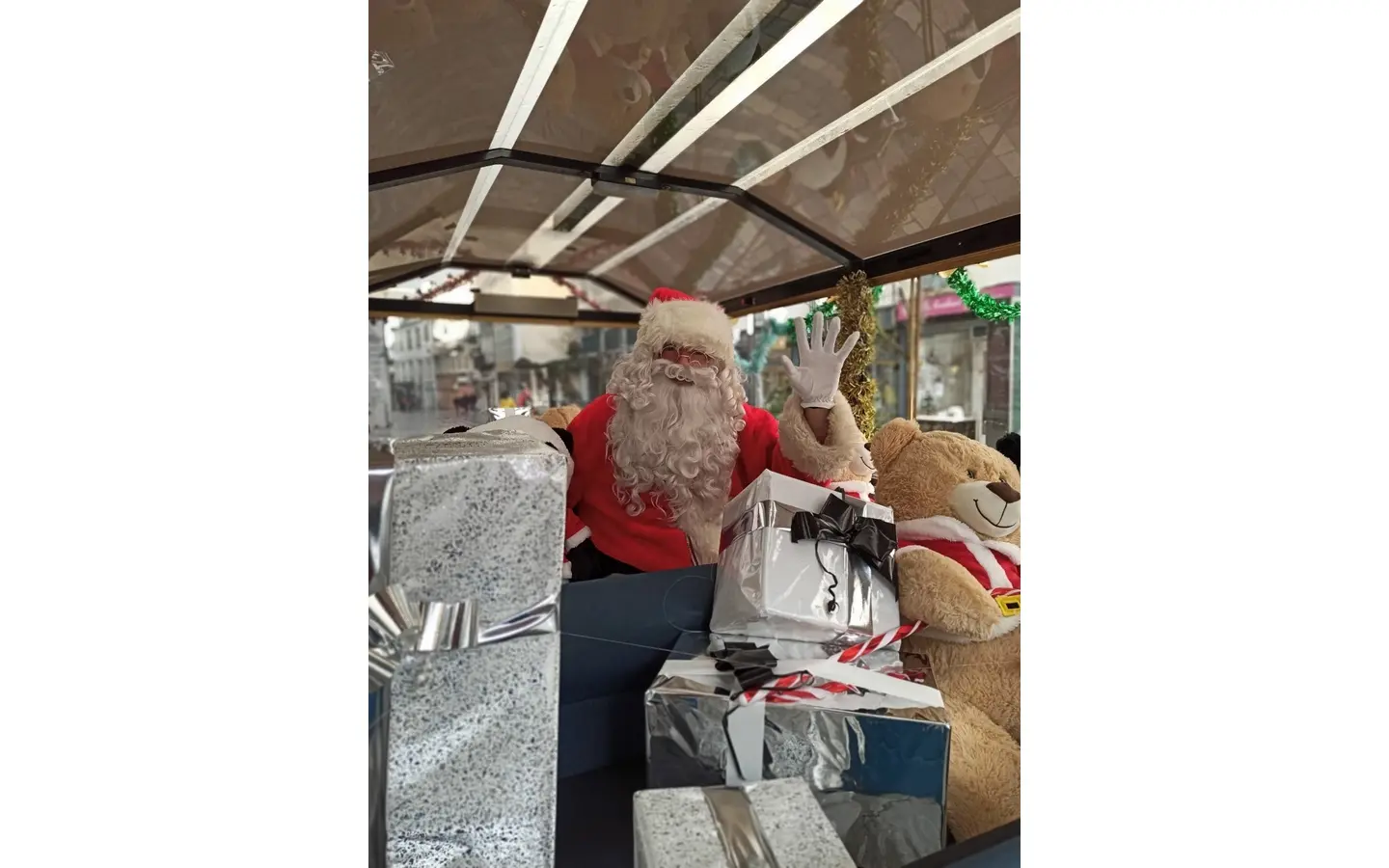 Noël Pau - petit train de Pau