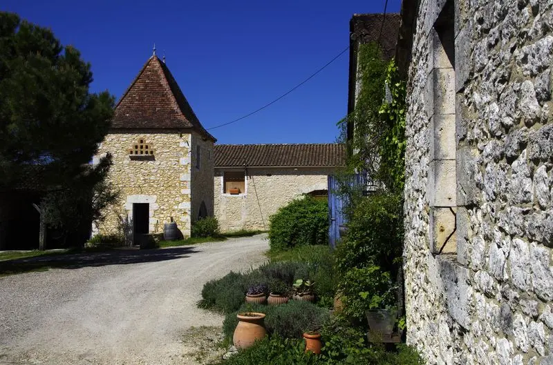 TOUR DES GENDRES3