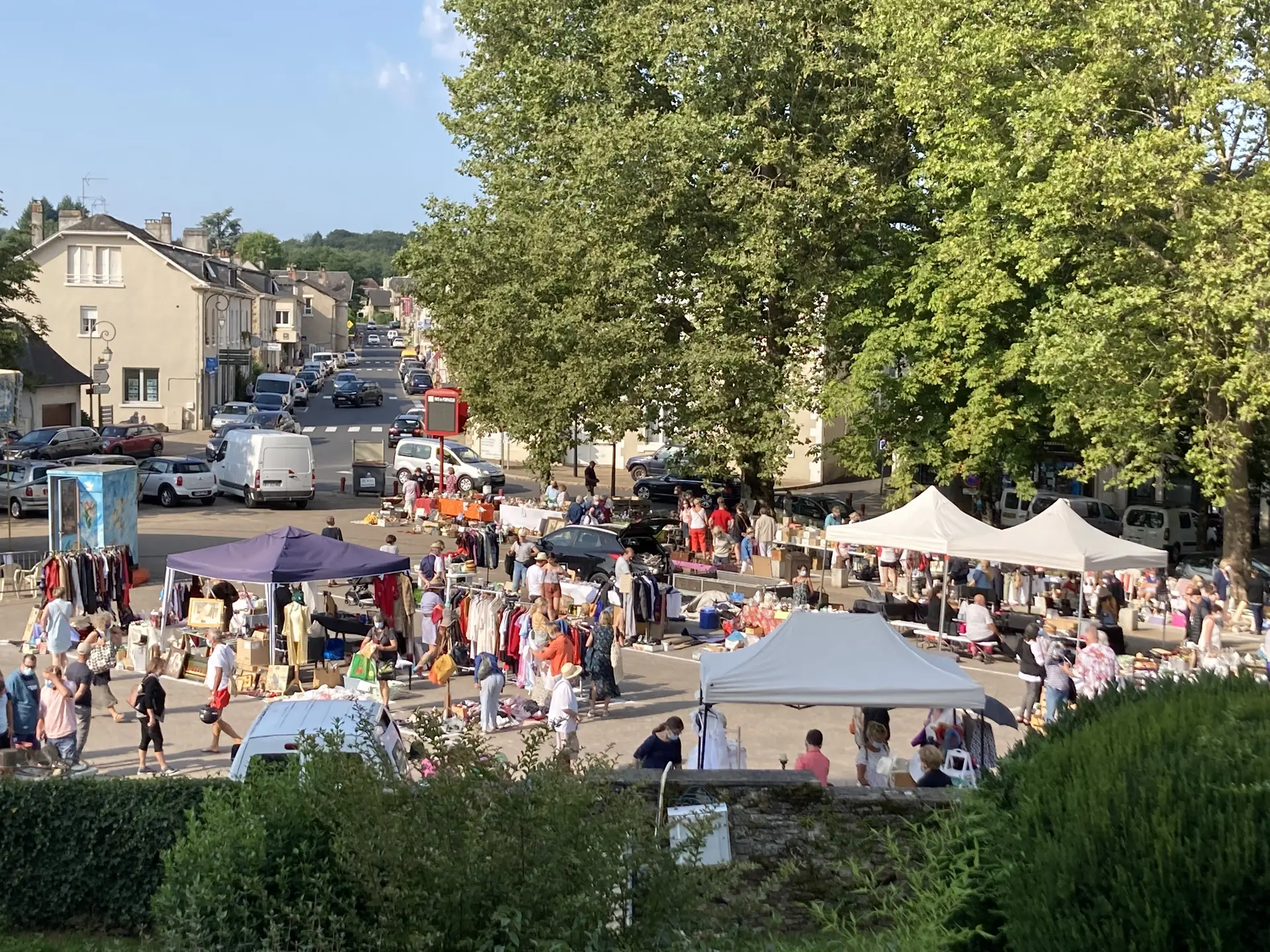 Vide-grenier Pompadour © L Golfier (1)