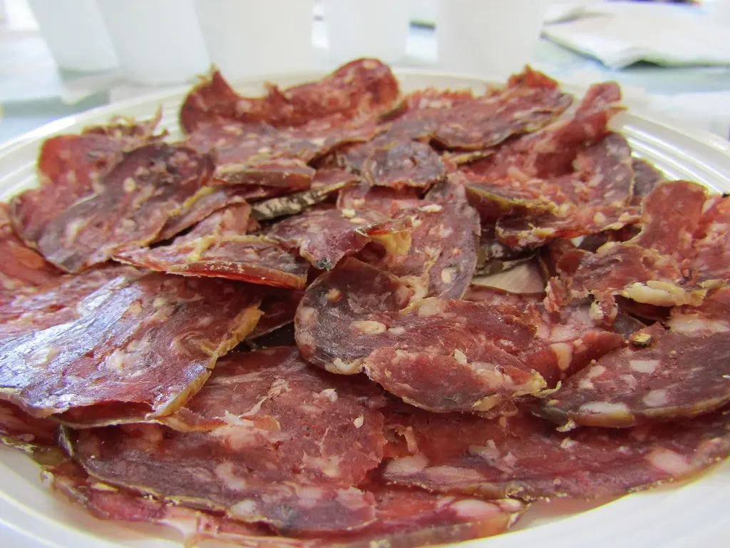 Visite Parlariou - dégustation saucisson