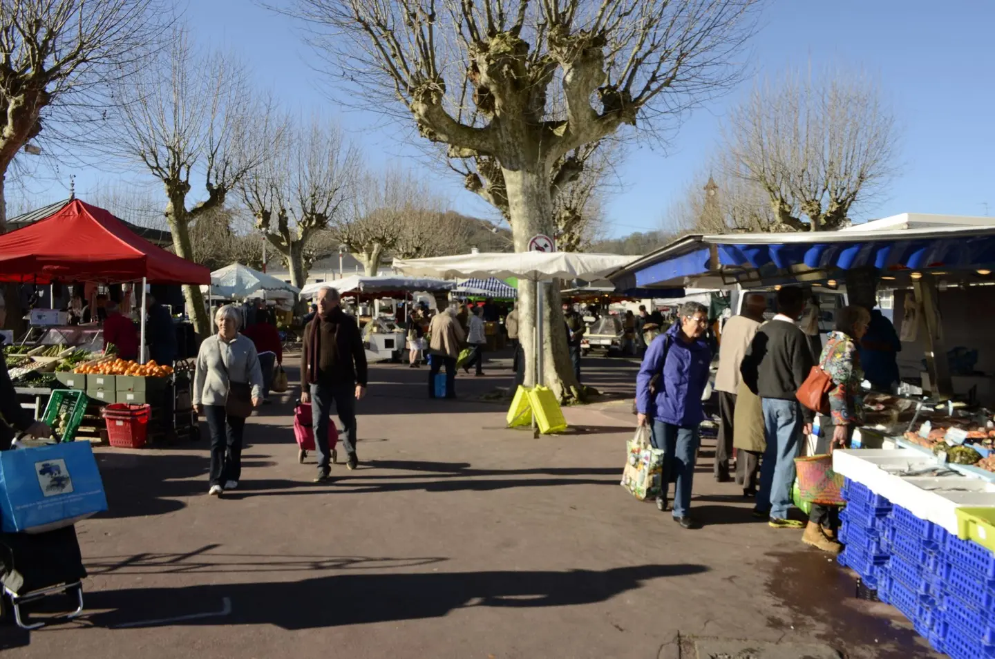 Marché de ville - Jurançon - les étals