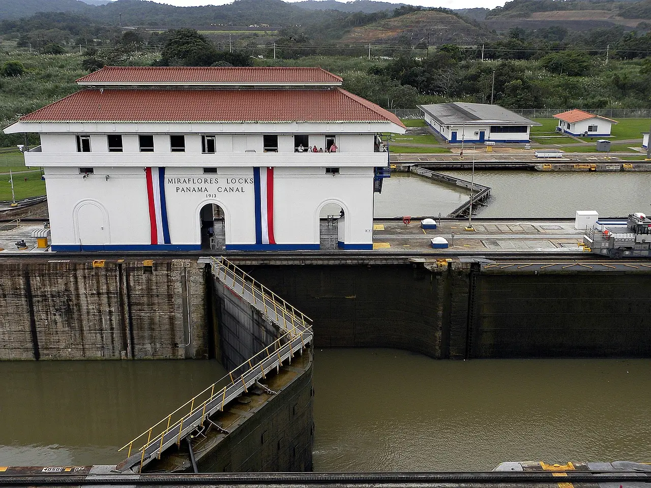 miraflores-856066_1280