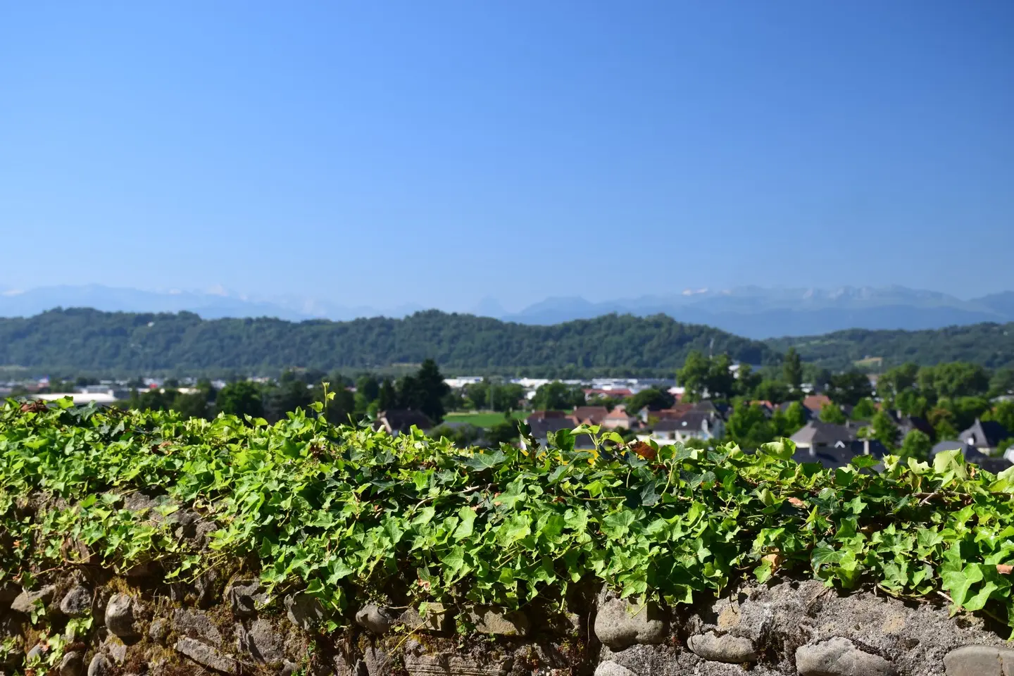 Lescar - Vue depuis les remparts