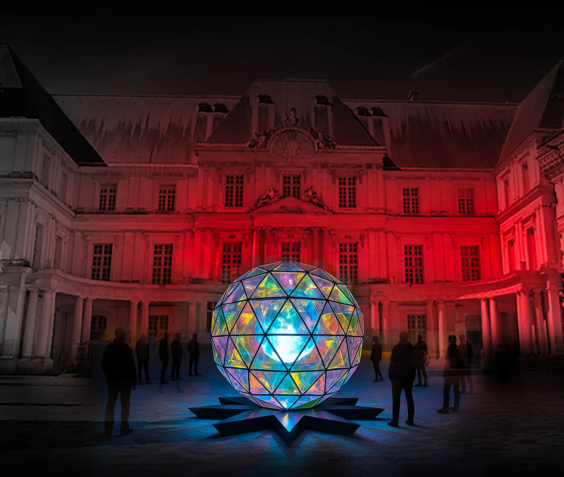 Lune dichroïque au Château royal de Blois (c) J. Bellot