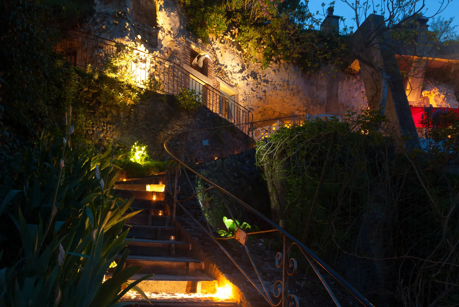 Trôo by night