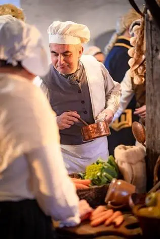 Spectacle la belle et la bête au château de Goulaine