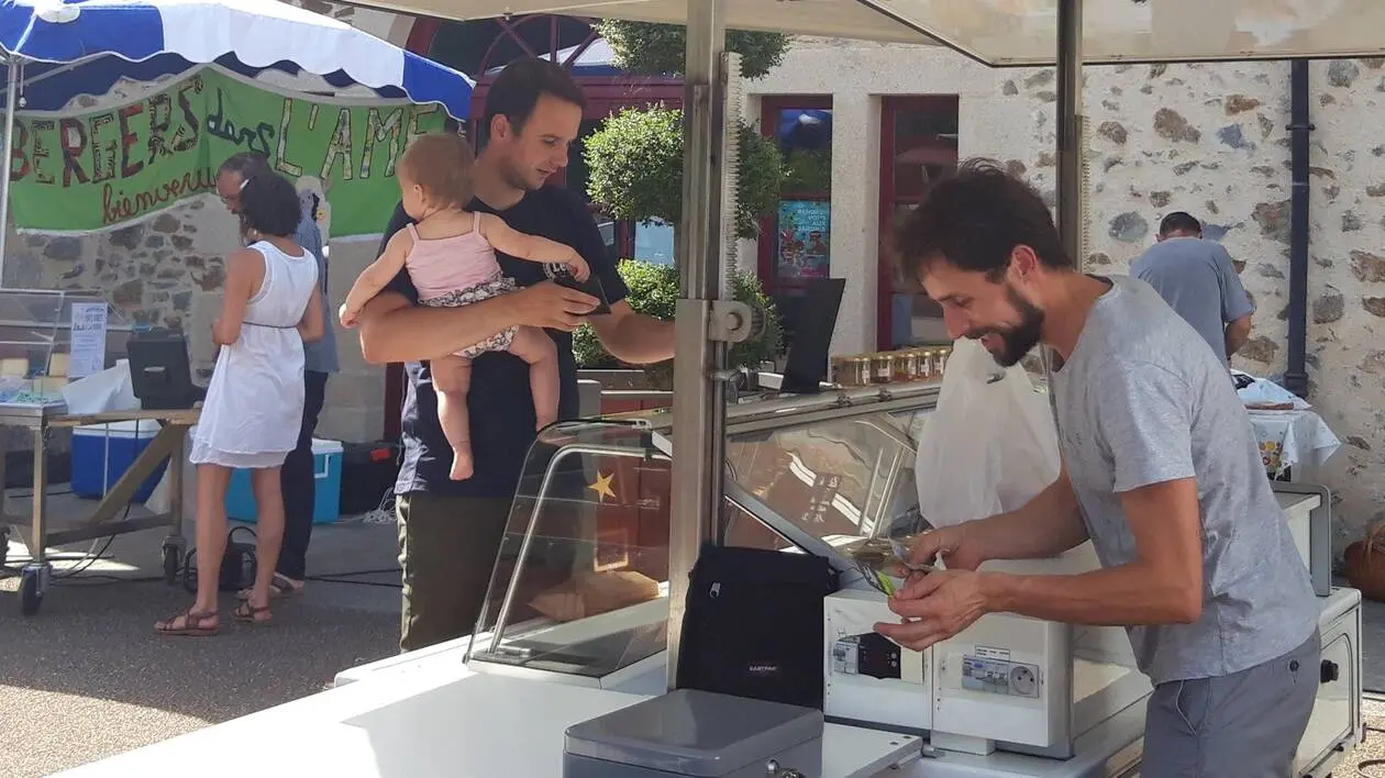 MjAxOTA5NjZmYzRlNTYzZmMzZmM0MTAyN2MzYjEzN2FhMDYxOTY