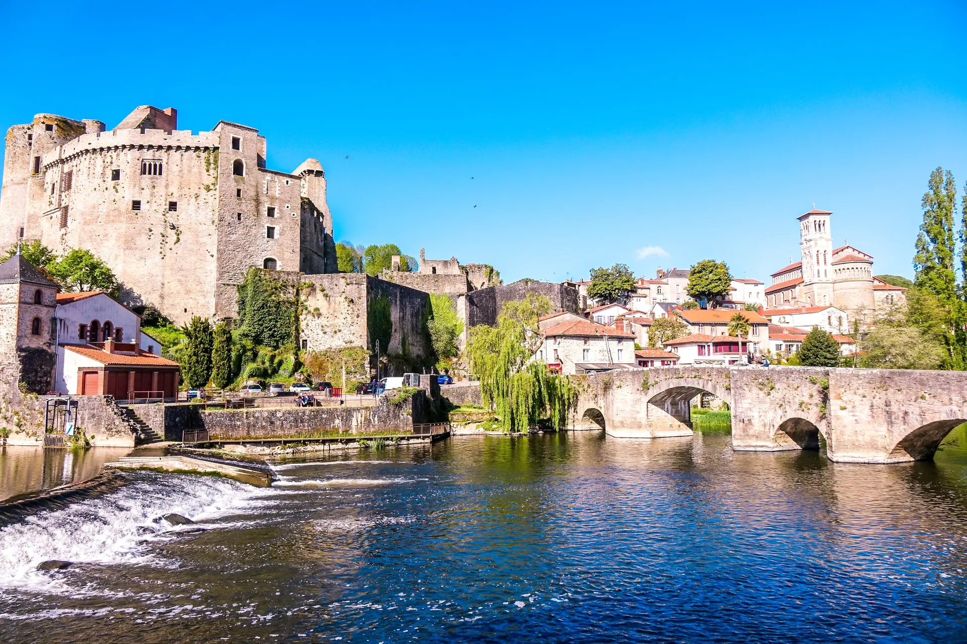 VisitesGuidées_Clisson_2025_DestinationVignobleNantais.com