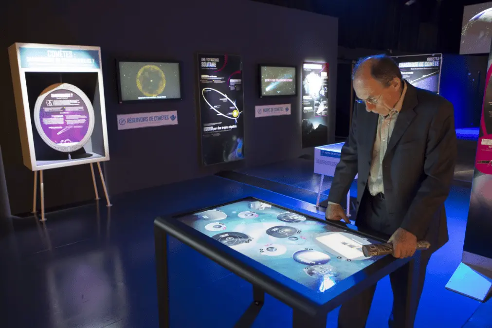 exposition-itinerante-cometes-1