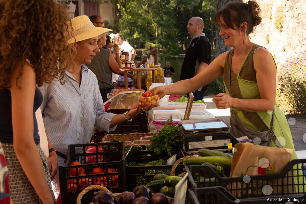 01911-OTVD-CC-BY-NCMalika-Turin---Vallee-de-la-Dordogne.jpg-1200px