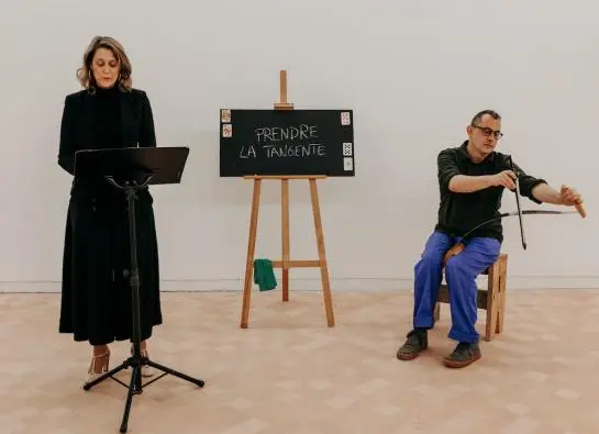 04-10-ASSIER-pieds bleus