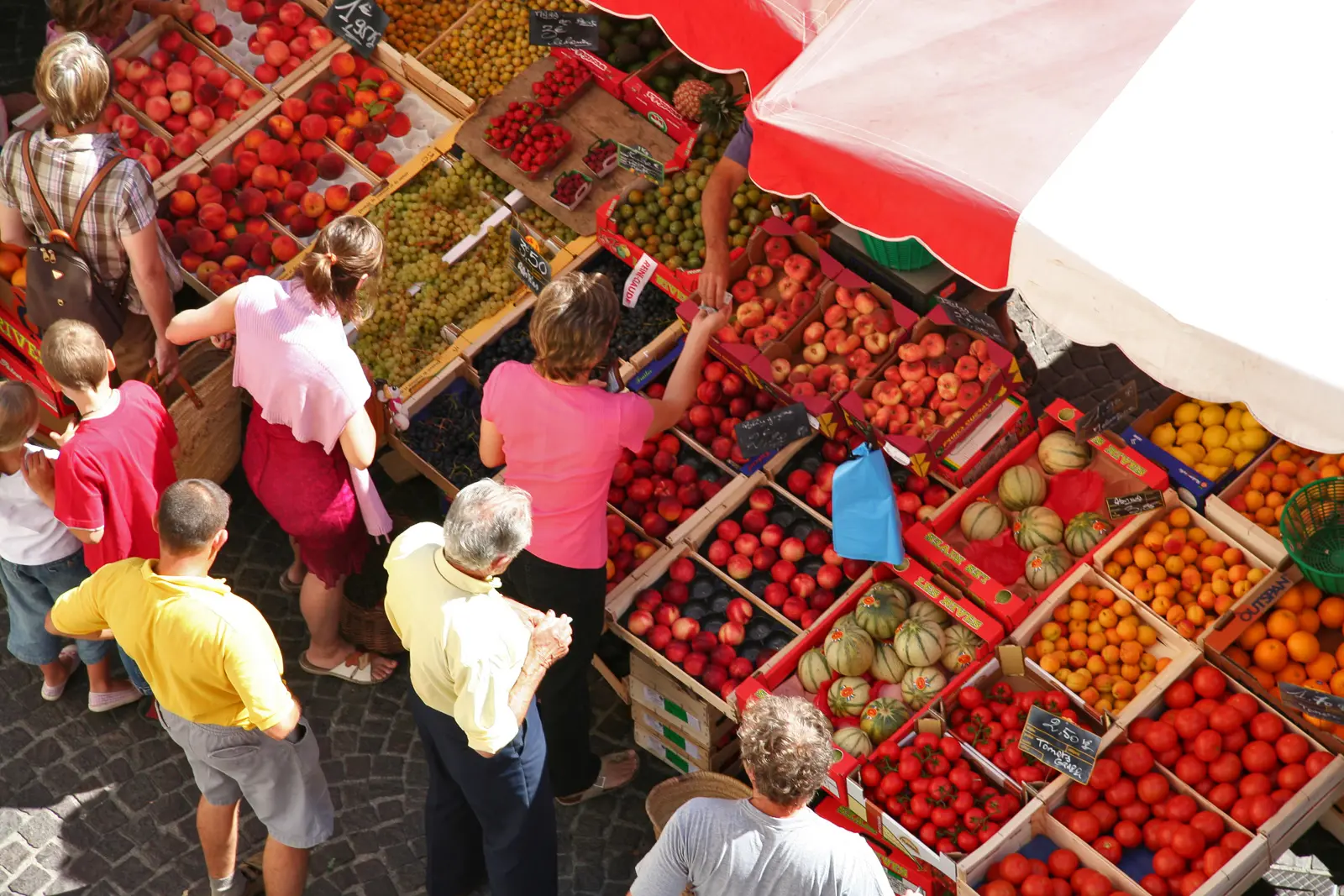 Marché ©J. Morel - Les éditions de la Cévenne