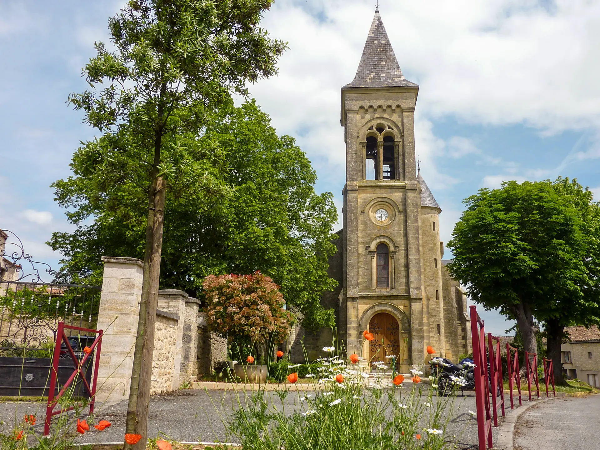08Eglise de Mauroux © Lot Tourisme - C. Sanchez