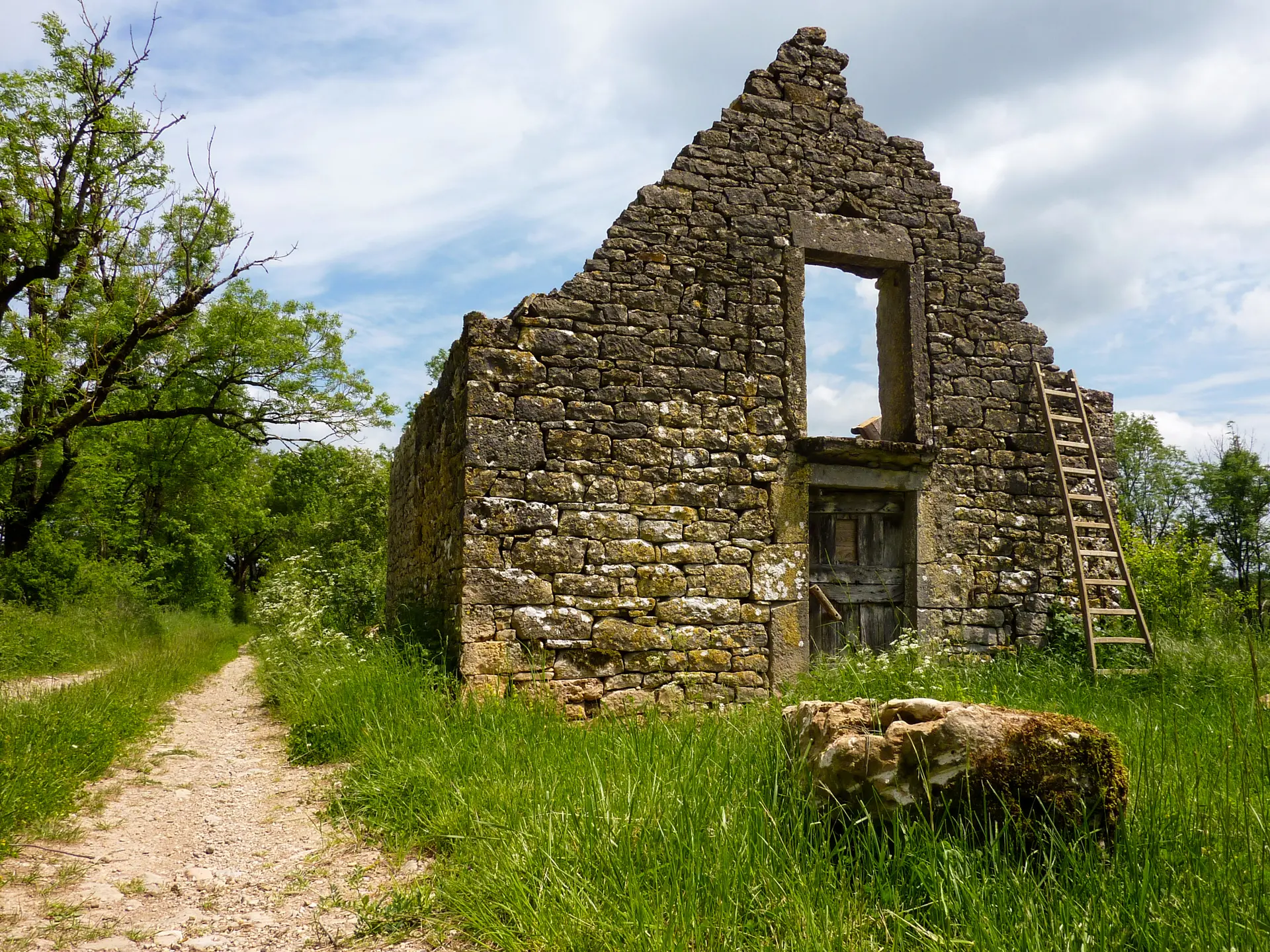 16Beauregard - Ancienne grange  © Lot Tourisme - C. Sanchez