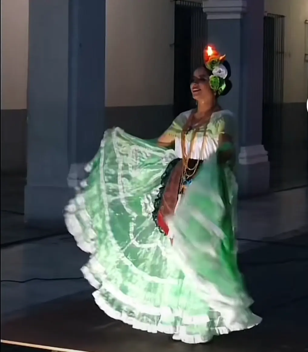 1er nov- danse -cté de jumelage Tequila Lartel