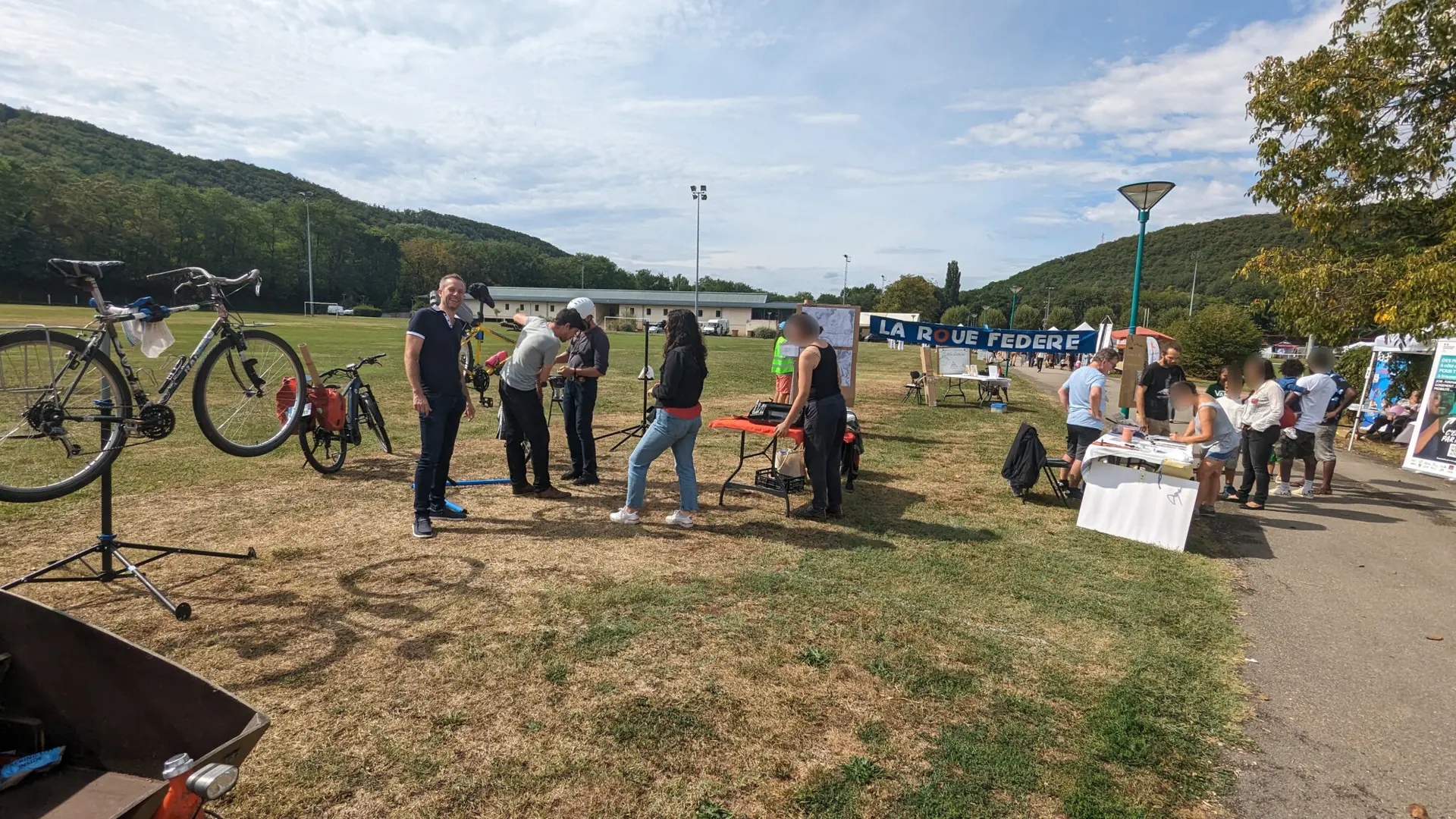 2024-atelier-autoreparation-velo-ville-figeac-scaled