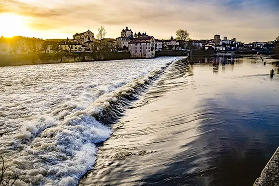 2303_Cahors riviere