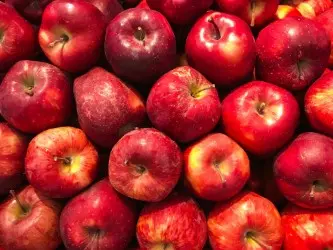 thumbnail_jus de pomme-matheus-cenali-unsplash