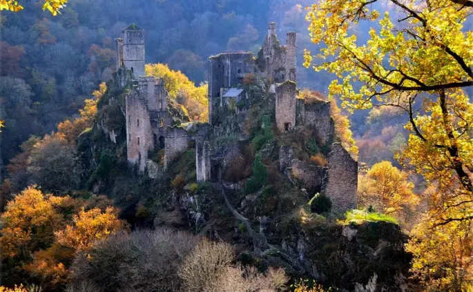Les Tours de Merle