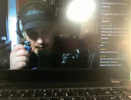 Raz, une des stars des réseaux Internet politiques sur Twitch