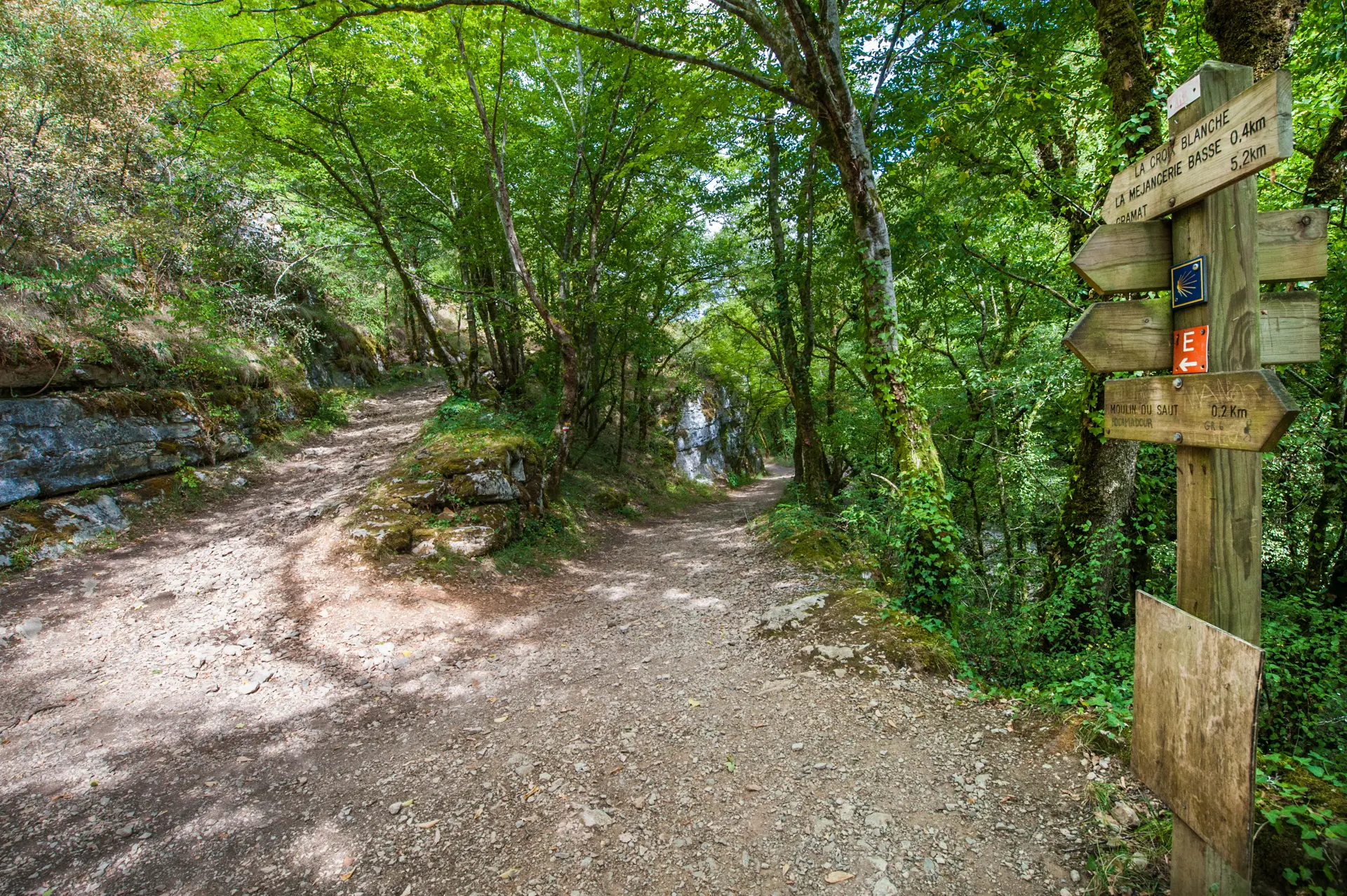 Chemin de randonnées près du Moulin du Saut © Lot Tourisme - C. ORY