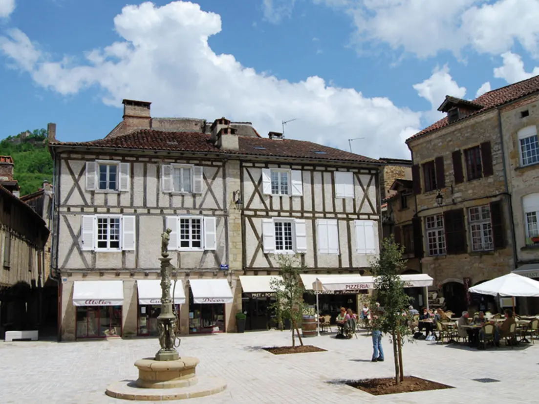 Saint Céré : Place du Mercadial
