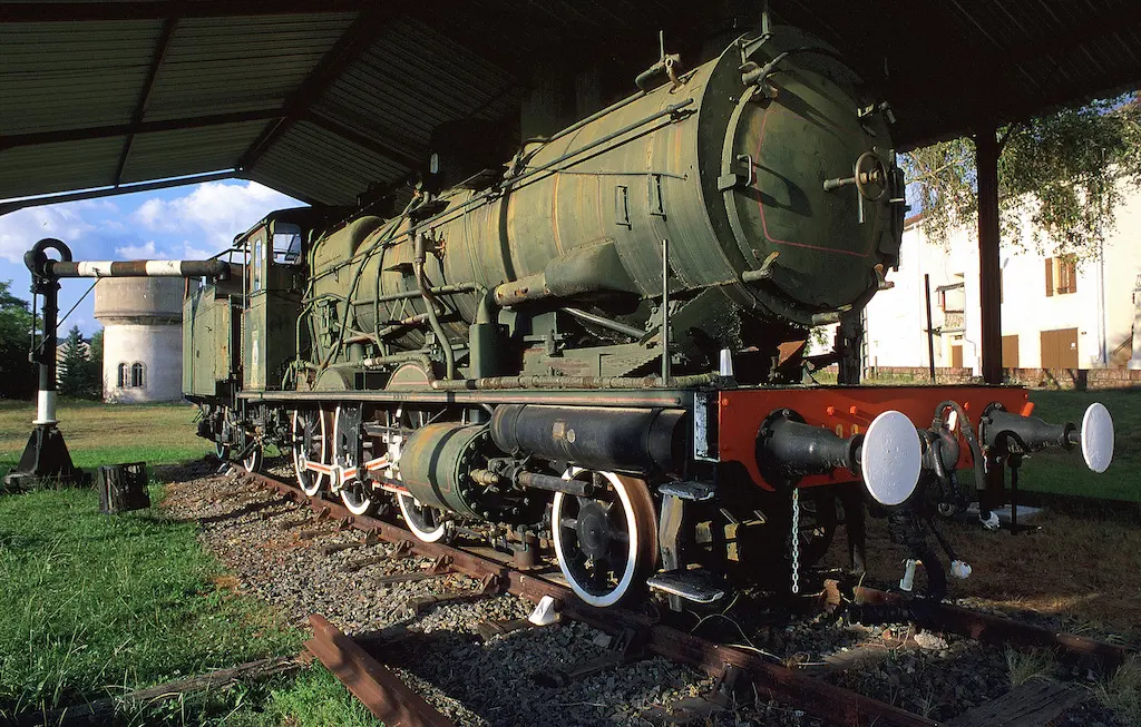 LOCOMOTIVE_001