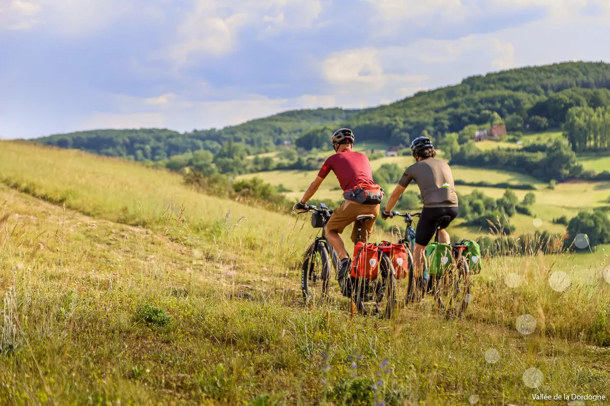 La-Vallee-de-la-Dordogne-a-velo-Ben-Grivoz.jpg-1200px