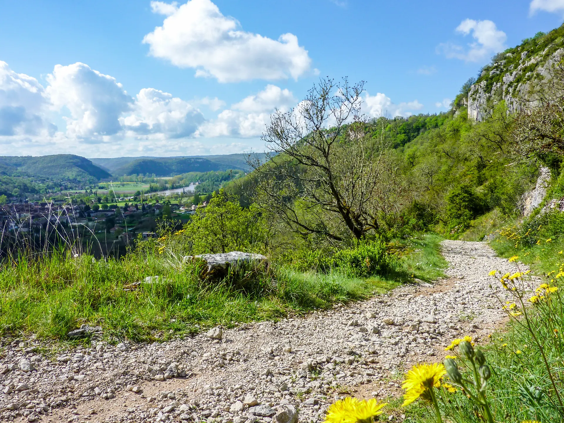 Lacaunhe - Point de vue sur la vallée © Lot Tourisme - C. Sanchez