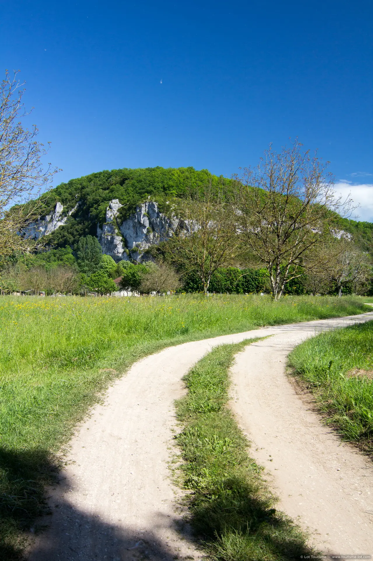 Lacave -  Sur le Chemin