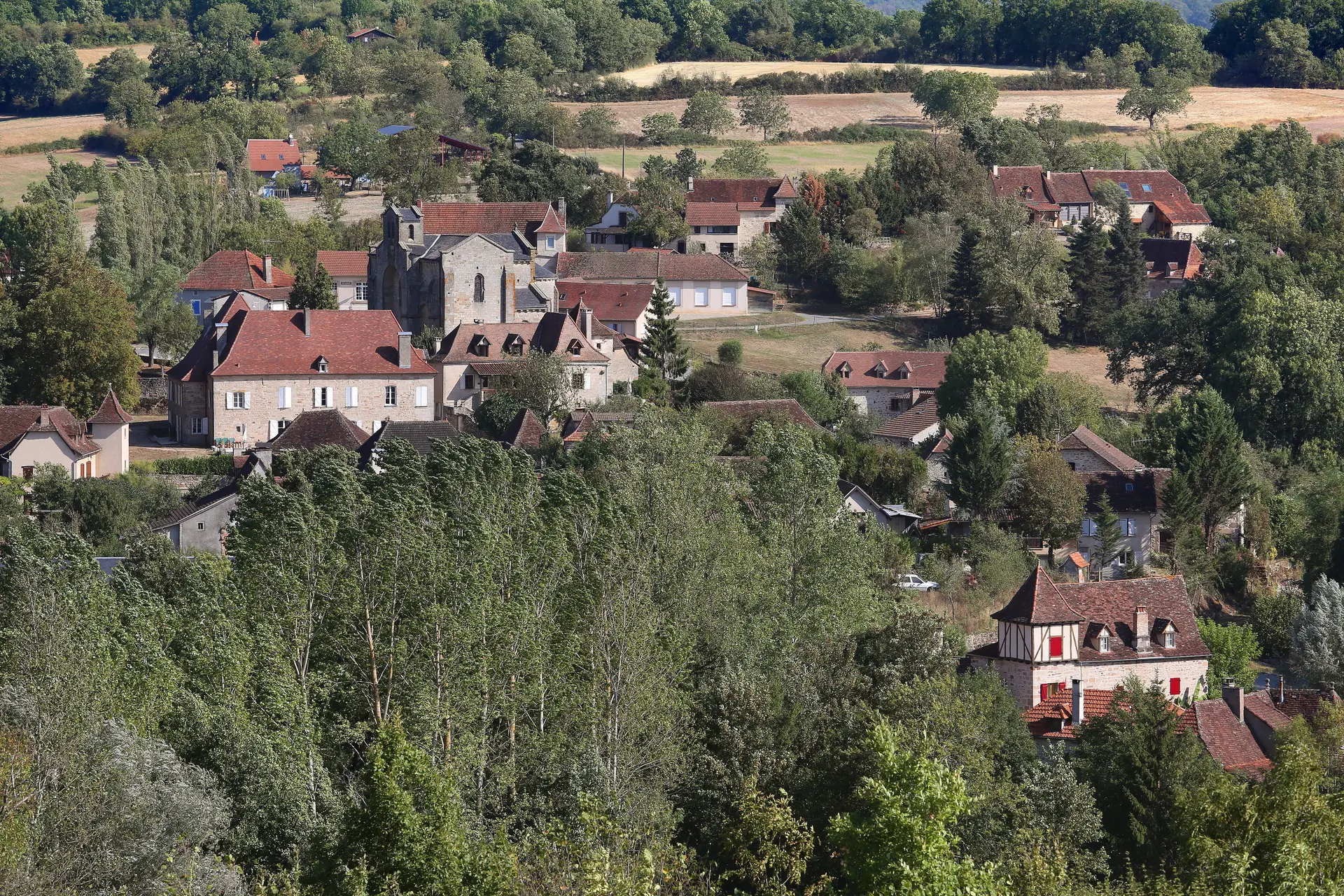 Le Bourg : Le village