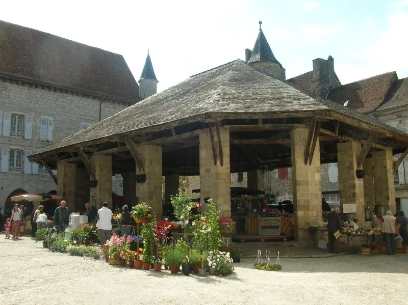 Marché à Martel