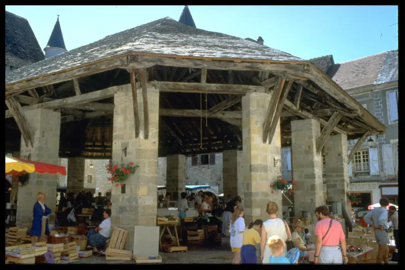 Marché à Martel