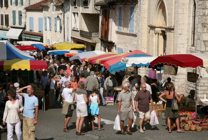 Marché à Montcuq