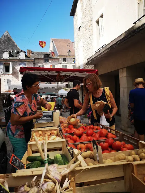 Marché de Souillac © Cécile May - OT Vallée de la Dordogne (2 sur 2)