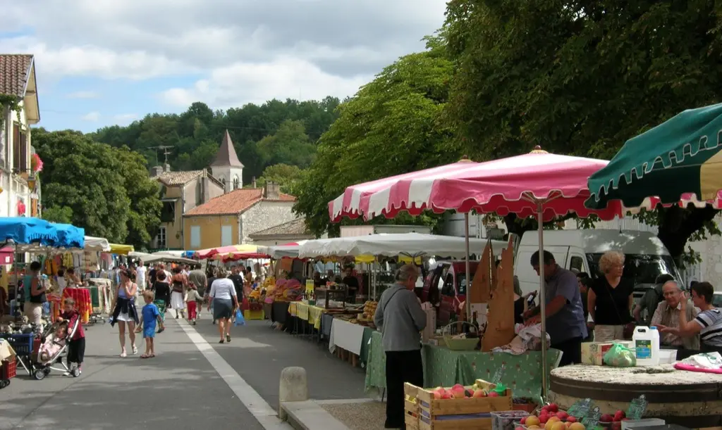 Marché de Montcuq