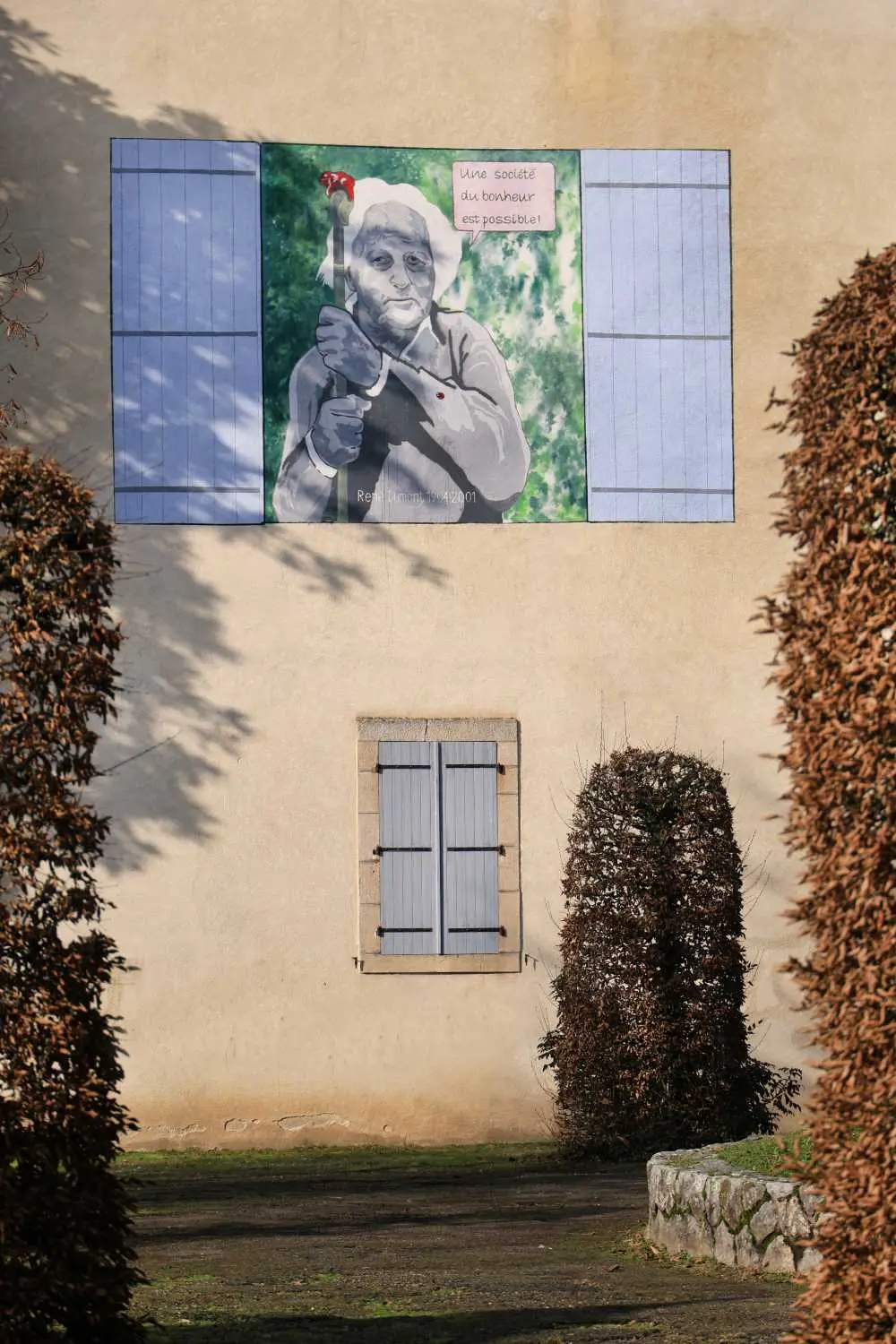 Mur peint de Chantal Montellier hommage à René Dumont (photo Yves Desbuquois - Nuage Vert)