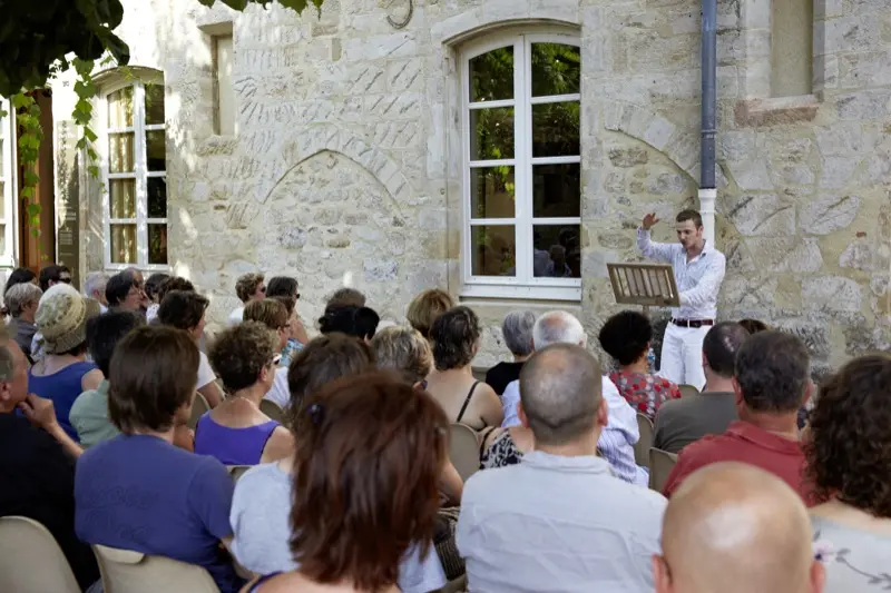 festival de Théâtre Ambiances